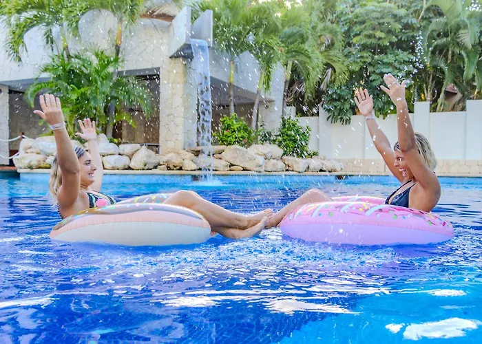 Grand Oasis Riviera 4*