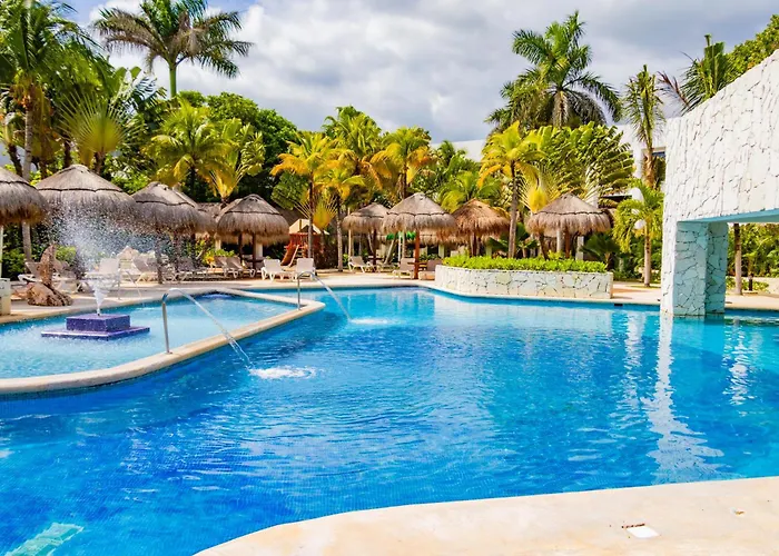 Grand Oasis Riviera Resort 4*