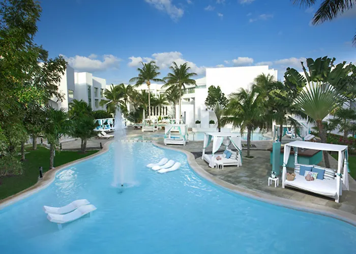 Grand Oasis Riviera 4*